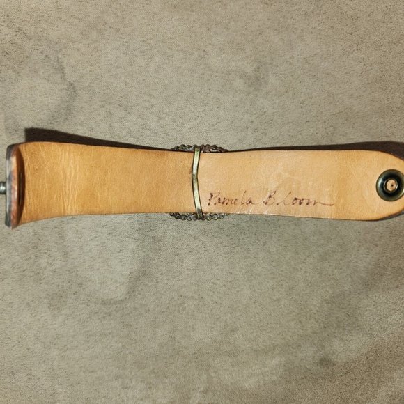 Pamela Bloom Bracelet Olive Green Leather Strap 7" - Picture 5 of 6